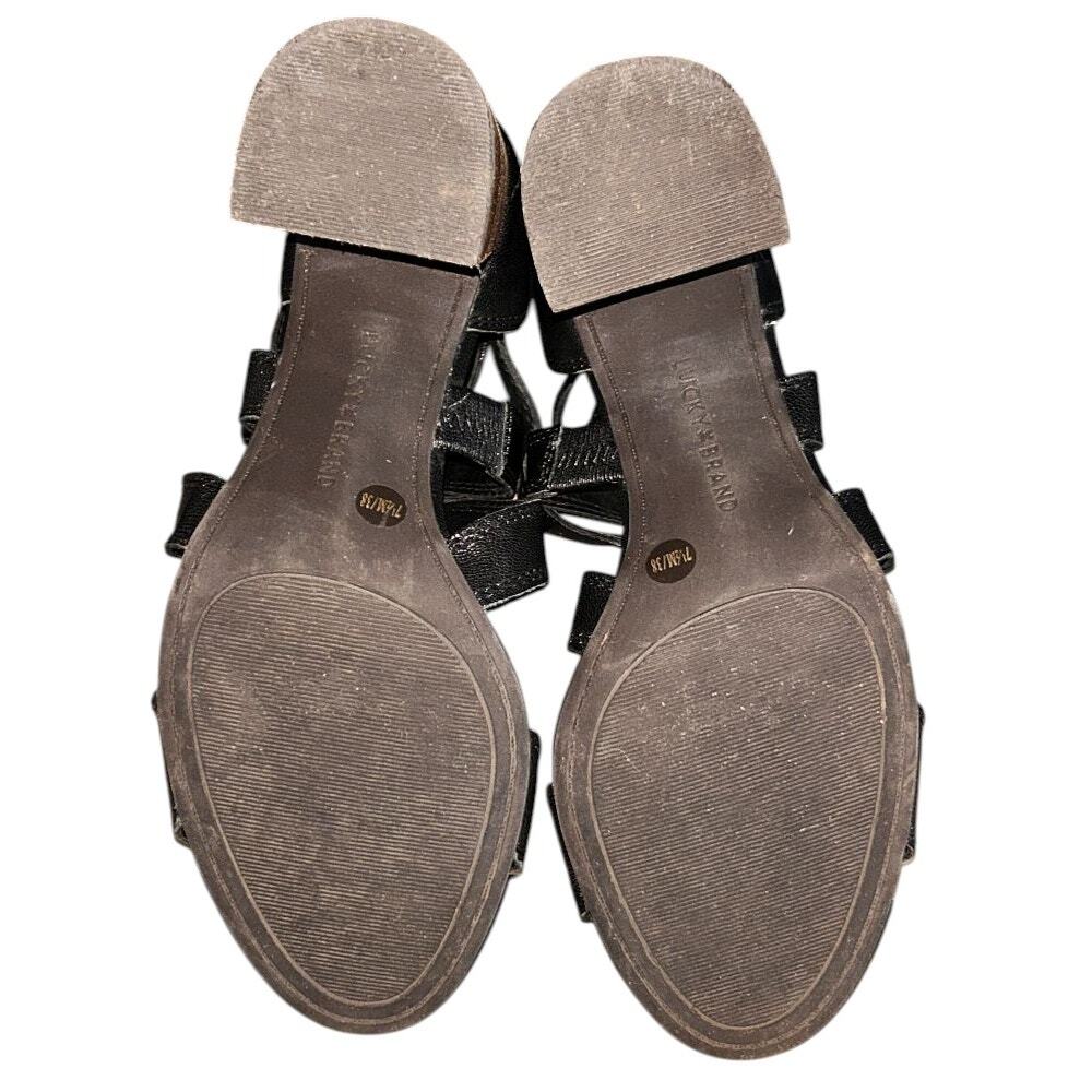 Lucky Brand Vyrah Black Leather Crisscross Strappy Sandal 3" Heels 7.5 - Picture 6 of 7